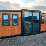Mobiler Wohncontainer / Luxusholz