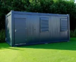 Bürocontainer /6×3 Meter mit Fenstern auf der langen rechten Seite
