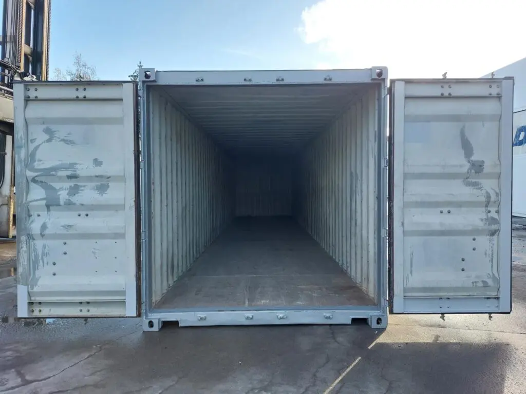 40 seecontainer 2 1024x768 1.webp