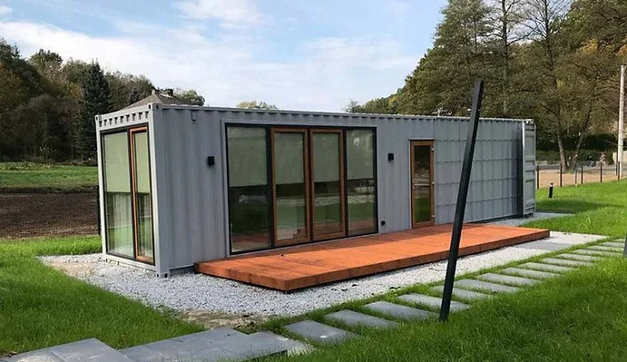 52aa76_3df67a6d79f64581a61ff10ad4f771fbmv2-1.webp 30 m² schlüsselfertiges Containerhaus – Moderne Lösung - Image 1