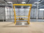 Mezzanine-Lagerplattform 10x10m| Belastbarkeit 500 kg/m² | mit Treppe, Geländer und Übergabepunkt - Image 3
